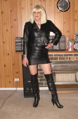 Latex-Leather-Sissies-9