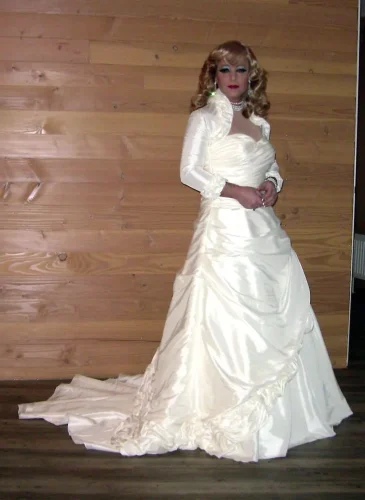 Sissy Brides